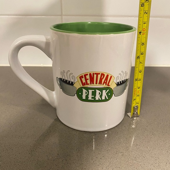 FRIENDS Central Perk Coffee Mug 14oz - Picture 2 of 5